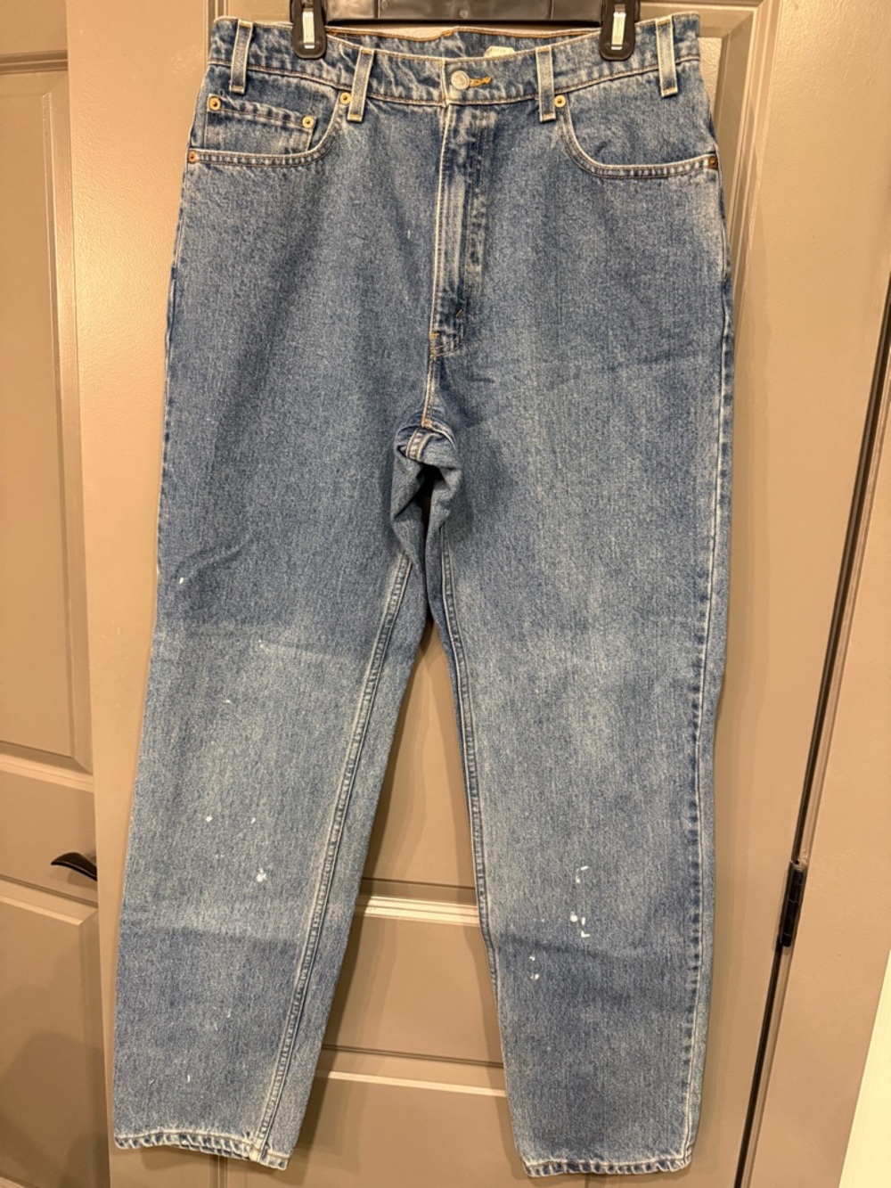 Levi's Blue Men's Relaxed Jeans with Subtle Paint Splatter